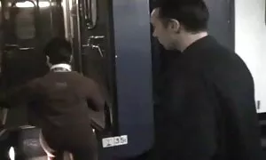 हंस गांव कुणी इंकार कर दिया, लेकिन नियमित रूप से एक पड़ोसी के घर के एक दोस्त के लिए कैंसर देने के लिए और अंत में चूसना मोनालिसा का सेक्सी फिल्म